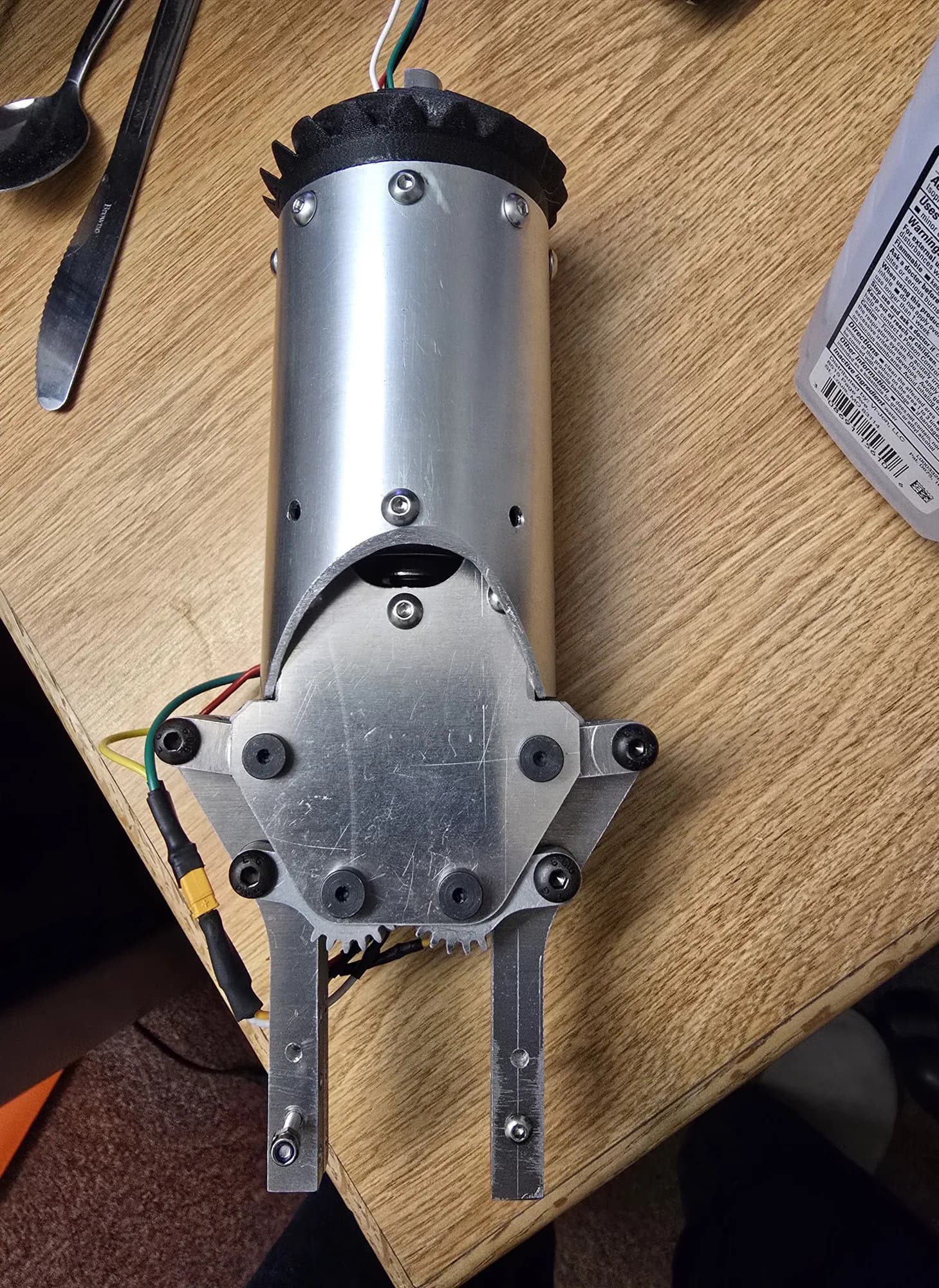 The full hand: 2.5 in tube stem into the hypoid bevel interface