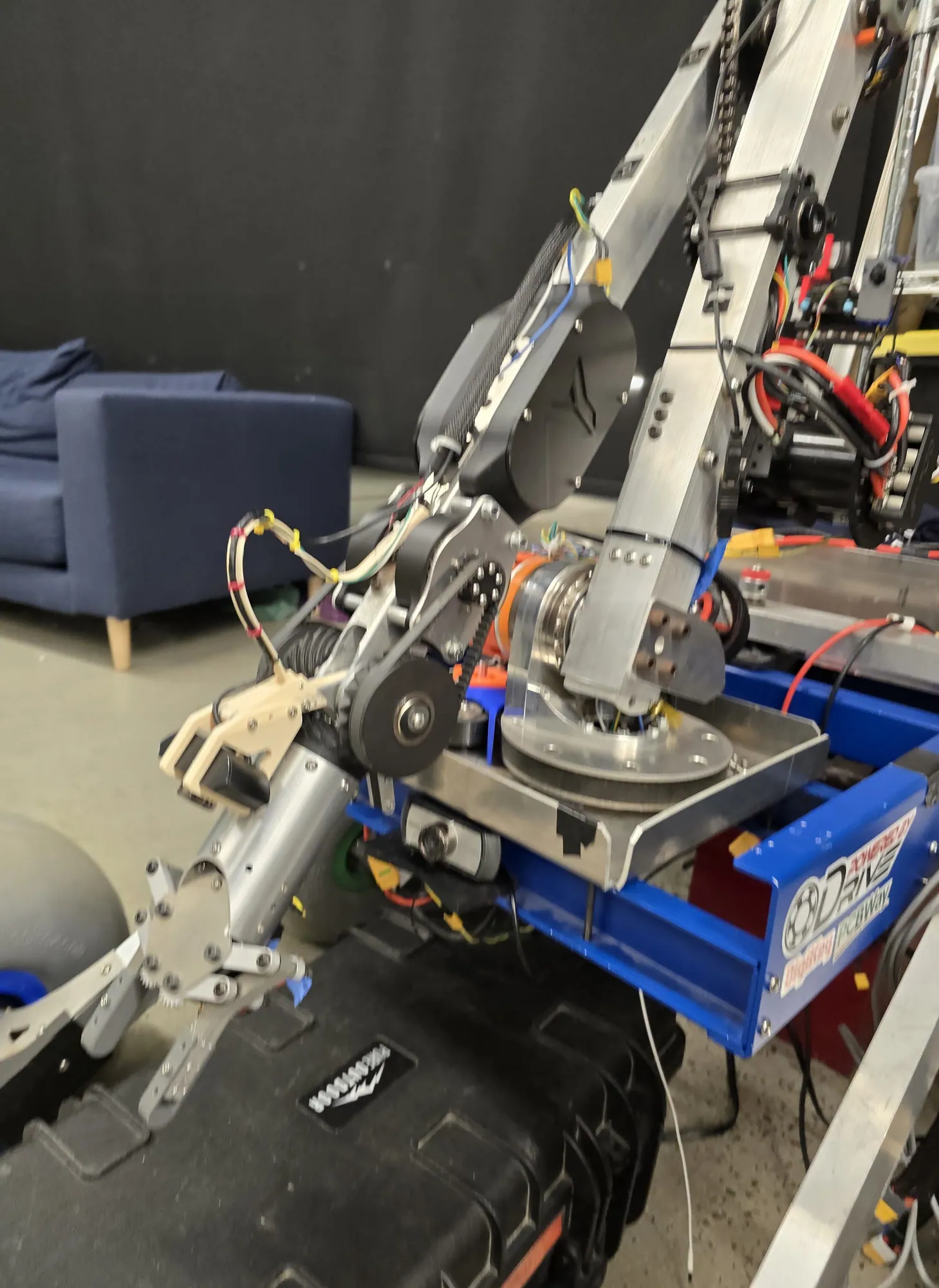 Hand mounted on the arm, on the rover